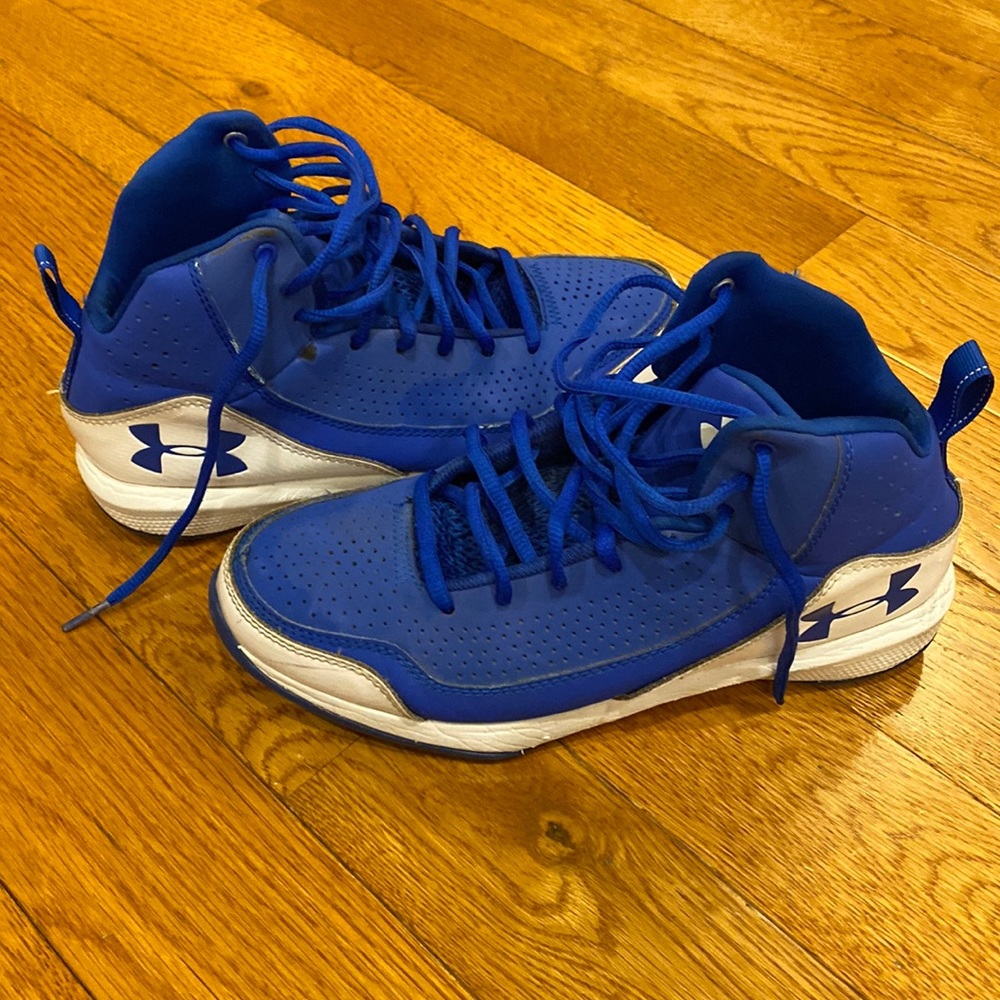 Under Armor shoes